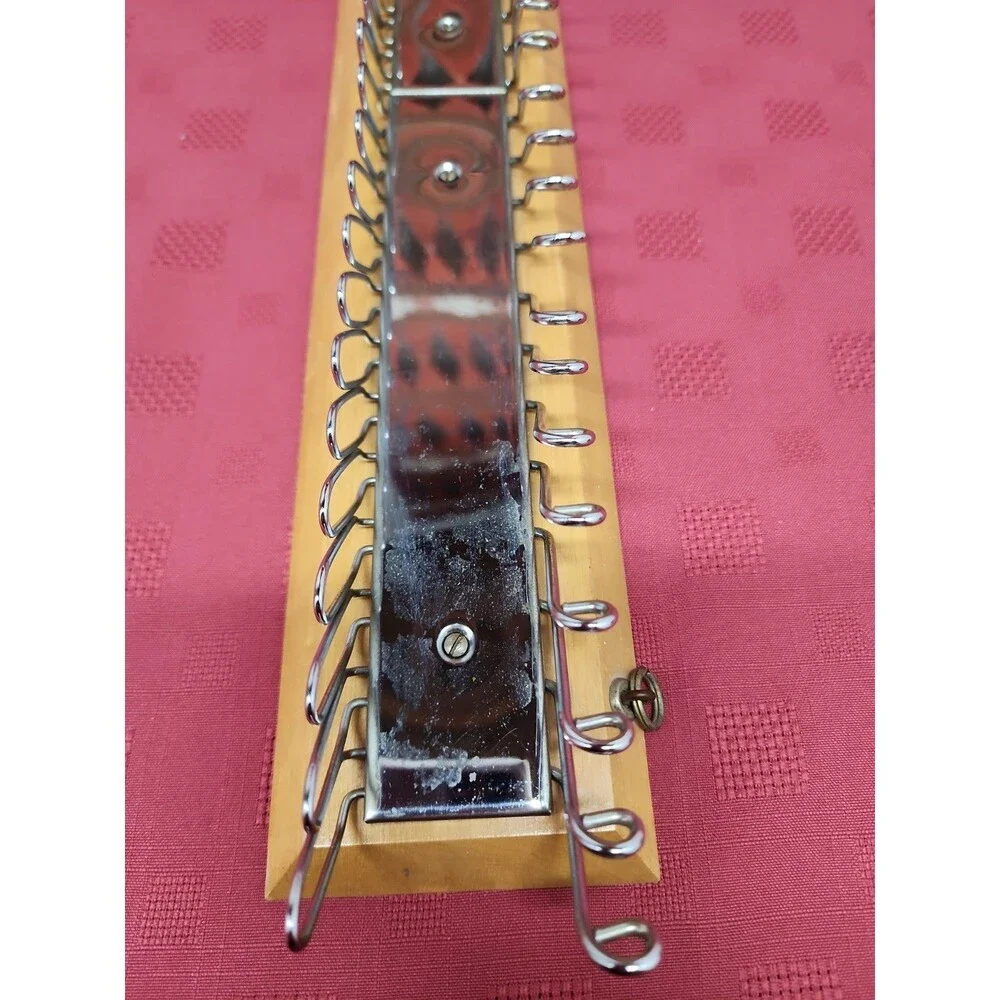 MCM Selectie Wooden Hanging Tie Rack Made In The USA 1950's
